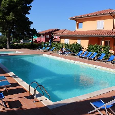 Aba Village Rta Puntone di Scarlino Exterior foto
